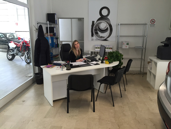 dealer showroom